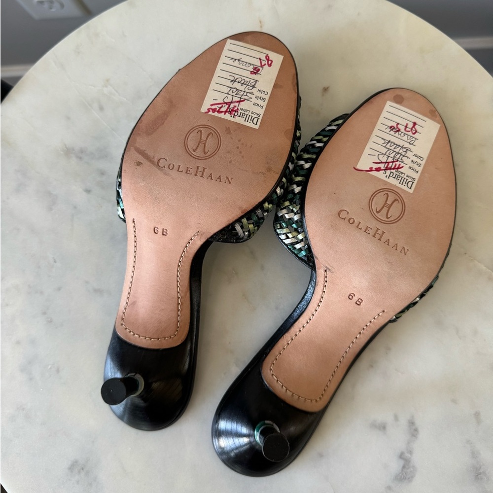 Vintage Cole Haan heels - Picture 2 of 5